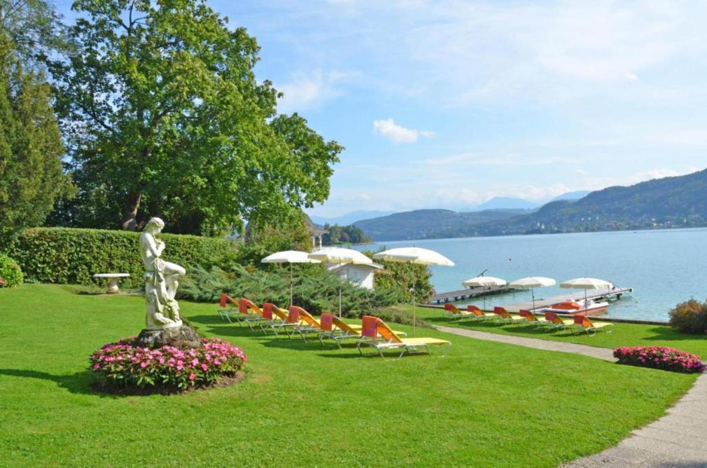Dermuth Hotels - Hotel Dermuth Poertschach Portschach am Woerthersee Exterior photo